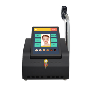 Remoção de cabelo a laser de diodo triplo 755 808 1064 Máquina a laser